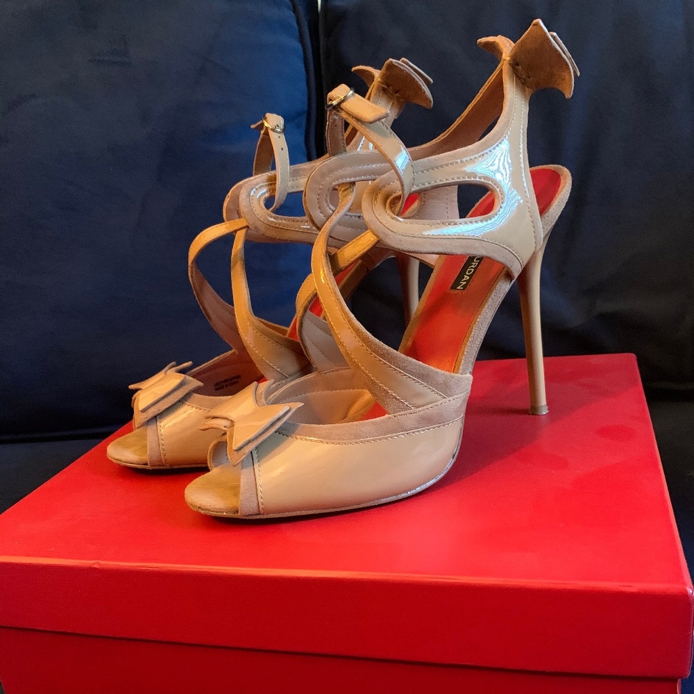Charles Jourdan- Elektra- Size 9
